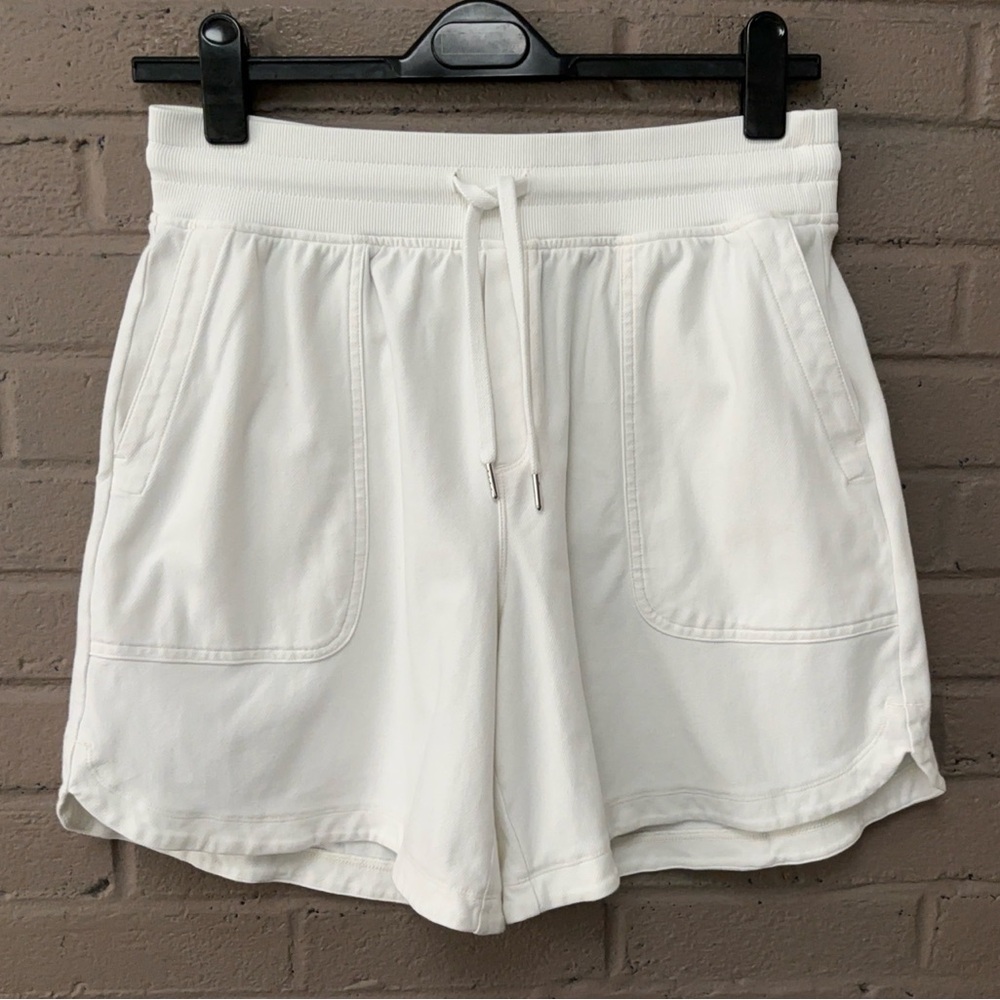 Athleta white sweat shorts M
